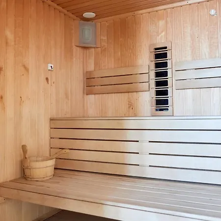 Rosmarie & Mamaia Nord Apartment